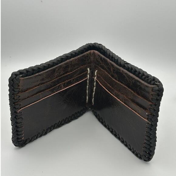 Oaxaca Handmade Beige Leather Bifold Wallet with Black Stitching - Picture 5 of 6